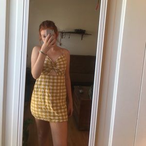 lottie moss dress from pacsun💛💛